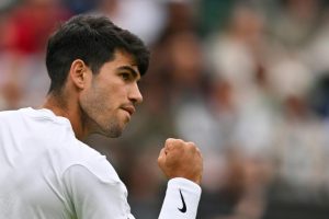 Qualifié pour les quarts de finale de Wimbledon, Alcaraz bat un nouveau record de précocité