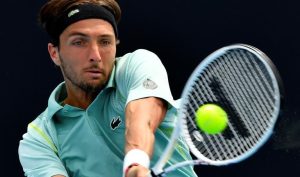 Rinderknech qualifié en demi-finale de Kitzbühel