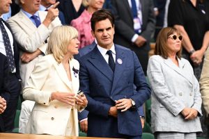 Roger Federer présent à Wimbledon pour la victoire de Novak Djokovic en huitièmes de finale