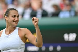 Sabalenka solide poursuit son chemin à Wimbledon