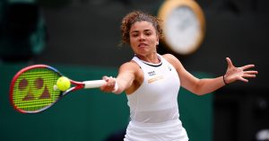 Tennis – Wimbledon (F) : Paolini s’en sort, Raducanu et Vondrousova n’ont pas trainé