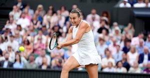 Tennis – Wimbledon (F) : Sabalenka soigne ses stats et avance en quarts