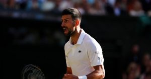 Tennis – Wimbledon (H) : Djokovic en demies, et un peu plus dans l&rsquo;histoire
