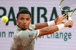 Tennis : retour réussi pour Arthur Fils à Toronto après sa blessure à Roland-Garros