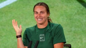Wimbledon : « Cette folle de la conférence de Roland… » Sabalenka s’emporte à nouveau et revient sur ses propos polémiques à Paris