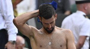 Wimbledon > Largement dominé par Sinner, Djokovic fait appel au kiné
