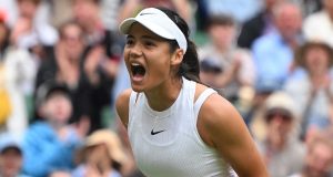 Wimbledon > Emma Raducanu prévient Aryna Sabalenka avant de l&rsquo;affronter au troisième tour : « Je suppose qu&rsquo;il n&rsquo;y a aucune pression sur moi »