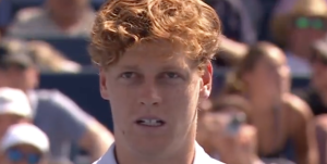 ATP – Cincinnati > Sinner, après son abandon en finale contre Alcaraz : « Je sais que certains d&rsquo;entre vous devaient peut-être travailler ou faire autre chose un lundi, alors je suis vraiment désolé »