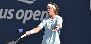 ATP > Le verdict étonnant de Fernando Vicente, entraîneur de Rublev : « Je dirais qu&rsquo;Andrey a eu de moins bons résultats lorsqu&rsquo;il était constamment discret, et qu&rsquo;il n&rsquo;était pas lui-même »