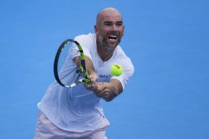 Adrian Mannarino cède en deux manches contre Jannik Sinner en huitièmes de finale du Masters 1000 de Cincinnati