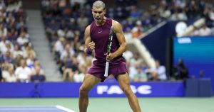Alcaraz déjoue l&rsquo;obstacle Opelka en trois sets – rts.ch