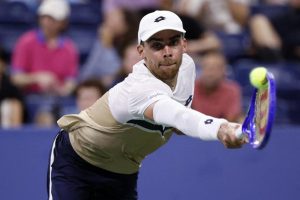 Après son improbable victoire contre Medvedev, opération remobilisation pour Bonzi