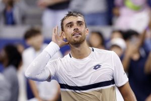 Benjamin Bonzi qualifié pour le deuxième tour de l&rsquo;US Open dans la folie