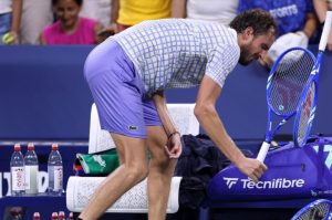 Daniil Medvedev écope d&rsquo;une amende de 42500 $ !