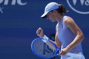 Iga Swiatek en promenade face à Emiliana Arango au 1er tour de l&rsquo;US Open