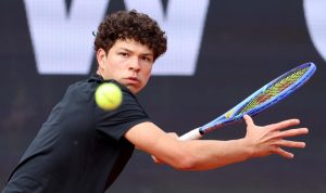 « J’ai l’impression de surprendre les autres joueurs avec mon service », Shelton évoque sa progression dans ce domaine du jeu