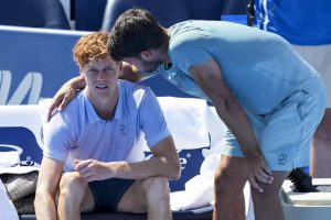 Jannik Sinner abandonne en finale, Carlos Alcaraz titré à Cincinnati