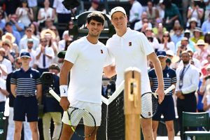 Jannik Sinner félicite Carlos Alcaraz sur son niveau depuis le début de l&rsquo;US Open : « Il est en pleine confiance, il ne rate quasiment aucun coup »