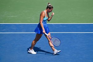 « Je suis reconnaissante envers mon équipe qui est restée à mes côtés », affirme Kostyuk après sa qualification en quarts de finale à Montréal