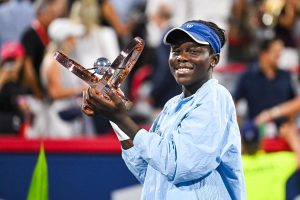 La Canadienne Victoria Mboko crée la surprise face à Naomi Osaka et remporte l&rsquo;Open du Canada