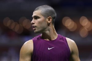 « Mon frère a mal compris » : mais pourquoi Carlos Alcaraz s&rsquo;est-il rasé les cheveux avant l&rsquo;US Open ?