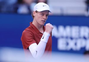 Sinner bousculé par Shapovalov mais qualifié pour les huitièmes de finale de l’US Open