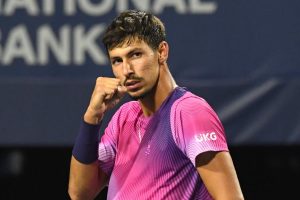 Tenant du titre au Canada, Alexei Popyrin sort Holger Rune en huitièmes de finale et poursuit sa route à Toronto
