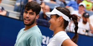 Exhibition > En vue de la bataille des sexes, Raducanu se souvient : « Ça n&rsquo;a pas duré longtemps, mais j&rsquo;ai joué avec Carlos à New York, et l&rsquo;impact de sa balle… »