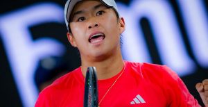 US Open > Tien opposé à Djokovic au premier tour : « C&rsquo;est un peu comme un rêve d&rsquo;enfant qui se réalise enfin. J&rsquo;ai dit à plusieurs reprises que j&rsquo;aimerais beaucoup jouer contre lui avant qu&rsquo;il ne prenne sa retraite »