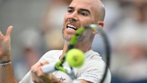 Un joueur tennis de l’US Open apprend sa qualification au prochain tour pendant… qu’il est aux toilettes