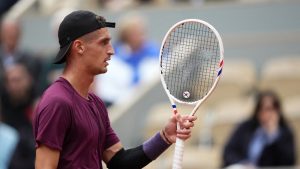 VIDEO. Tennis : « Atmane, pire joueur de l’histoire ! » Quand le nouveau prodige français est violemment critiqué pour son attitude