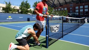 VIDEO. Tennis : « Je ne comprends pas… » Un fan dépense 220 000 dollars pour Carlos Alcaraz, le joueur star choqué et incrédule