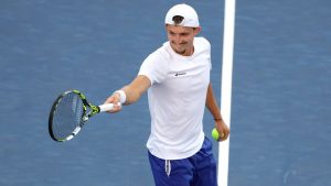 VIDEO. Tennis : « On ne veut pas que tu arrêtes, continue ! » Ugo Blanchet, révélation française de l’US Open, raconte comment il a failli arrêter sa carrière