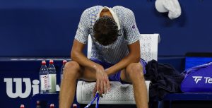 ATP – Hangzhou > Ça ne s&rsquo;arrange pas pour Daniil Medvedev