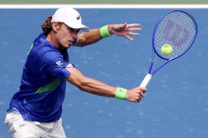 Alex De Minaur se balade contre le qualifié Leandro Riedi et file en quarts de l&rsquo;US Open