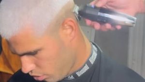 Carlos Alcaraz dévoile son nouveau look (encore surprenant) après son titre à l&rsquo;US Open