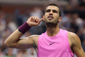 Carlos Alcaraz est en avance sur les temps de passage de Djokovic, Nadal et Federer