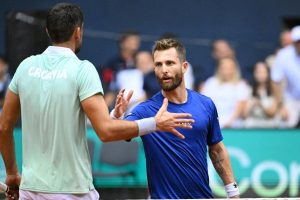 Corentin Moutet héros des Bleus pour sa première en Coupe Davis