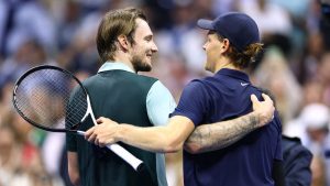 « Je ne suis pas nul, mais… » : écrasé par Sinner, le fantasque Bublik prend sa défaite avec philosophie