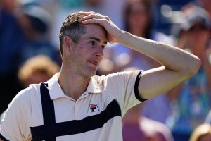John Isner rend hommage à l&rsquo;influenceur d&rsquo;extrême droite Charlie Kirk assassiné mercredi