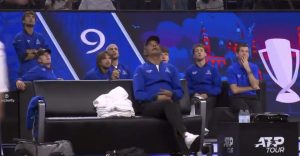Laver Cup > Même Yannick Noah n&rsquo;en peut plus du jeu de Zverev !