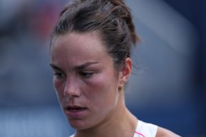 Loïs Boisson abandonne face à Emma Navarro à Pékin