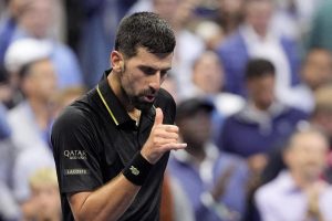 Novak Djokovic célèbre sa victoire en quarts de l&rsquo;US Open avec une danse façon KPop Demon Hunters pour l&rsquo;anniversaire de sa fille