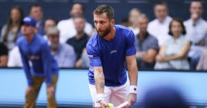 Pékin : Moutet s&rsquo;incline contre Zverev en trois sets