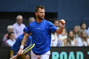 Première réussie en Coupe Davis pour Corentin Moutet qui offre le premier point à la France face à la Croatie