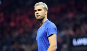 Quand Alcaraz cherche à éteindre la TV lors de la victoire de la Team World en Laver Cup