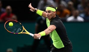 Quand Nadal éblouit Tokyo avec un slice légendaire face à Monfils