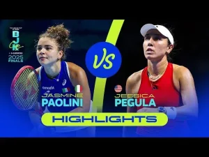 Regardez Paolini remporter le titre pour l&rsquo;Italie en battant Pegula lors de la finale de la Billie Jean King Cup 2025.