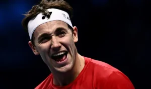Ruud en mode mobylette contre Berrettini à Tokyo