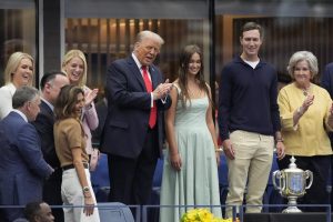 Trump, Guardiola, Sting, Stan Smith… Pluie de stars à New York lors de la finale de l&rsquo;US Open entre Sinner et Alcaraz